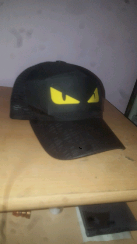 fendi eyes cap